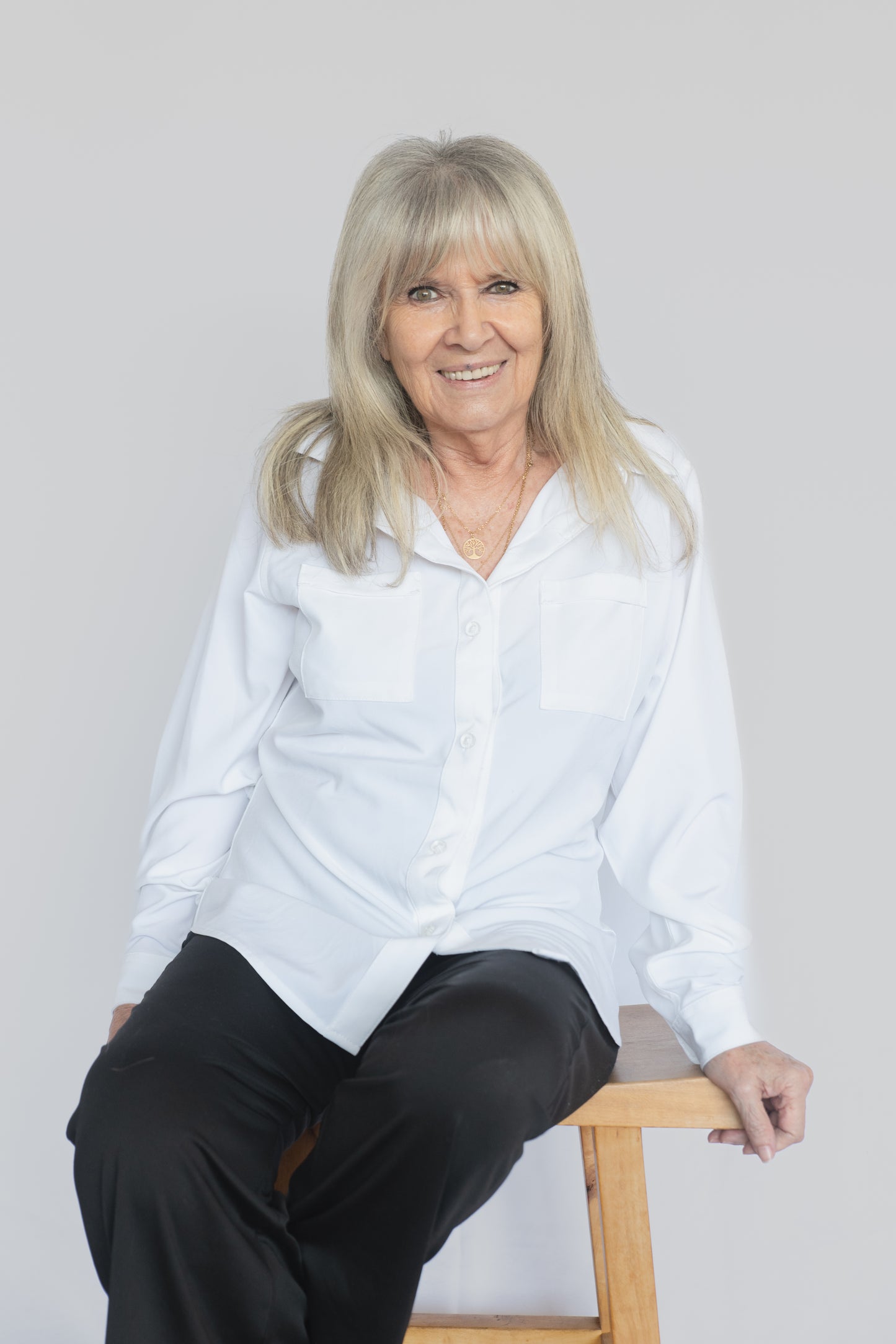 Blusa mujer manga larga con botones magnéticos